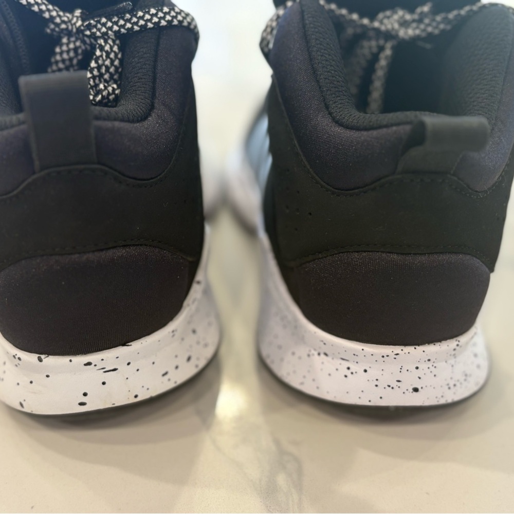 Boys Adidas Black and White Athletic Sneakers - Picture 6 of 10